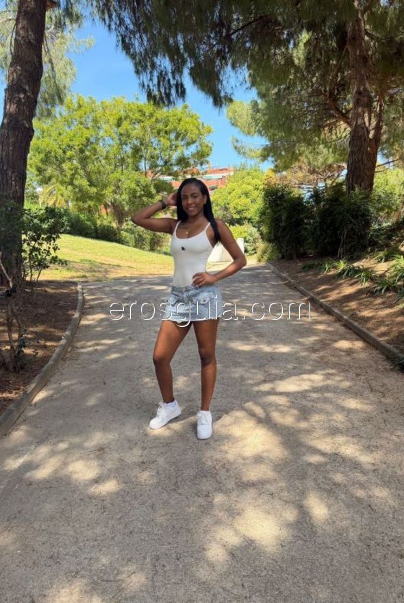 Canela, escort Barcelona Colombian