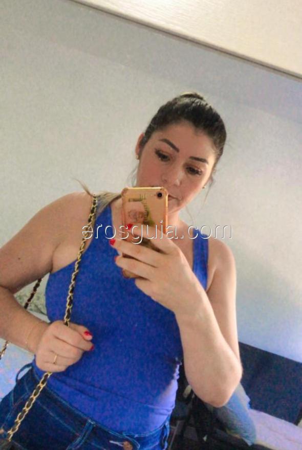 Laura , Colombienne