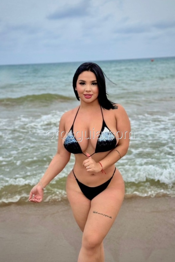 Abby , Colombiana