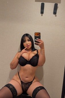 Abby , Colombiana