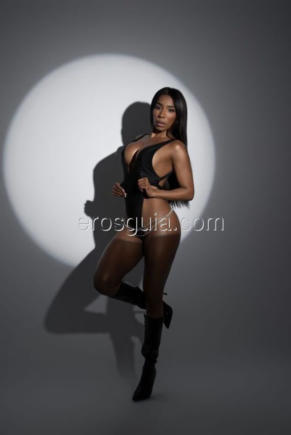 Kylie, Spain escort Colombian