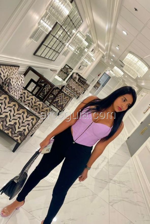 Mia, escorte girl à Marbella Colombienne