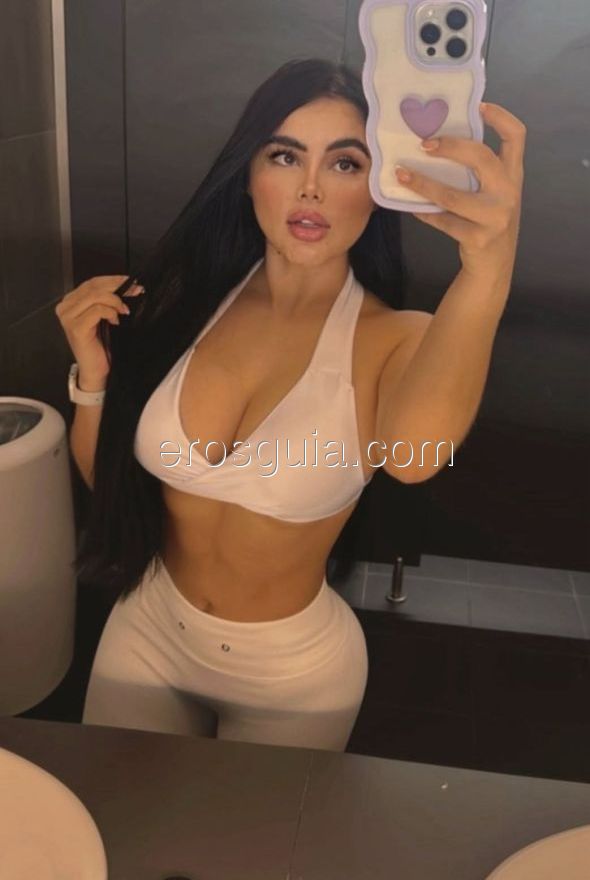 Emily, Colombian
