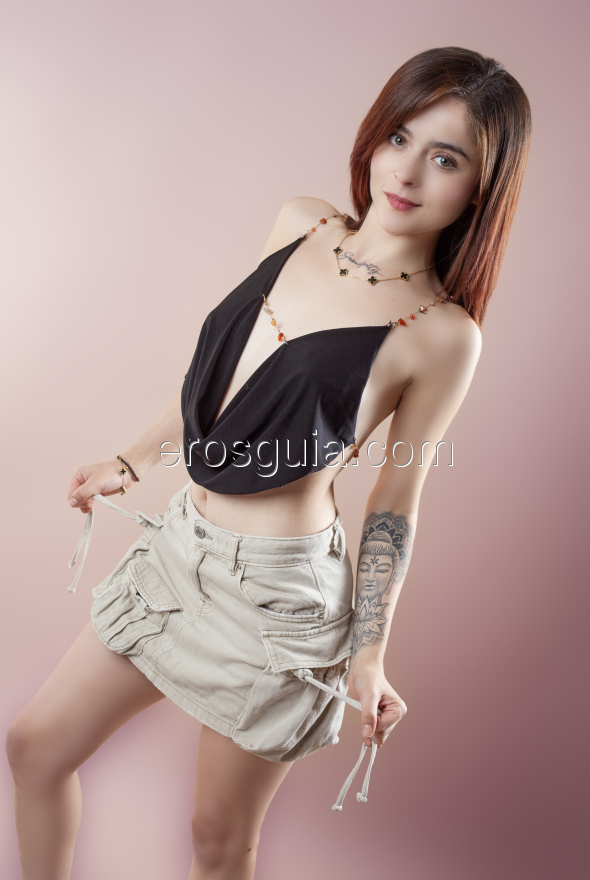 Violeta, Barcelona escort Colombian