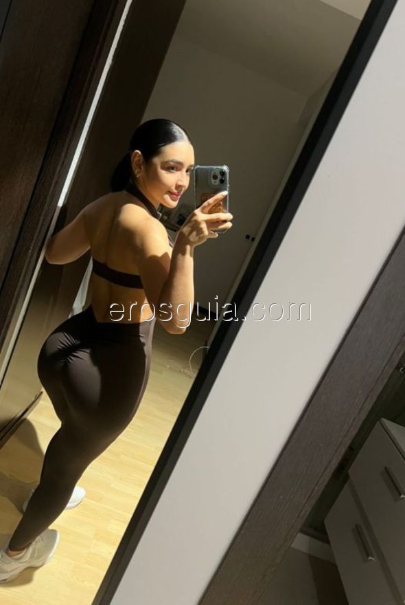Ammy, Colombiana