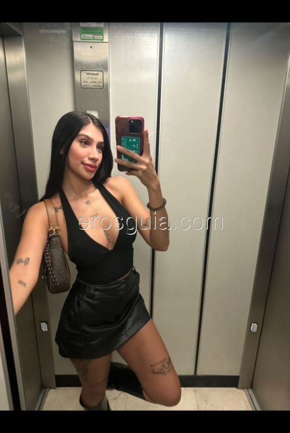 Cloe, escort in barcelona Colombian