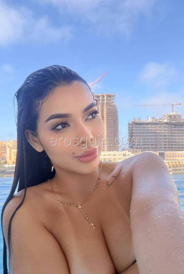 Samanta, Colombiana