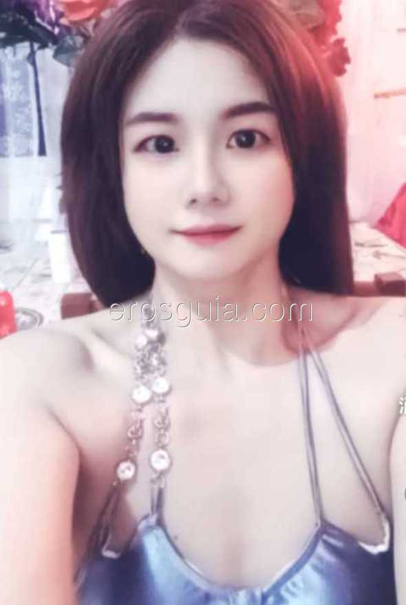 Lili, escort girl à Espagne