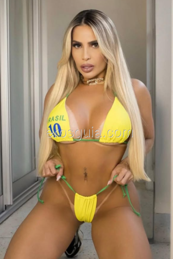 Sara Santos , Brazilian