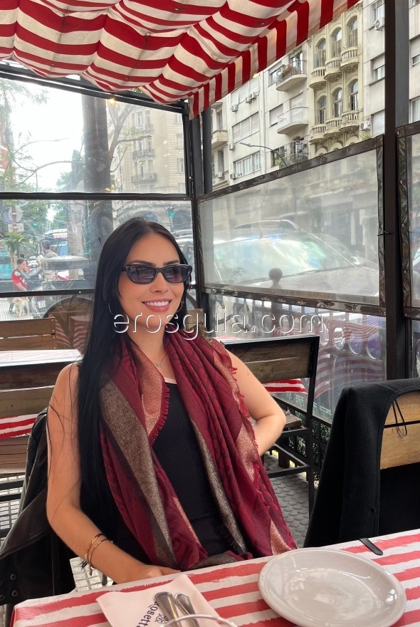 Jade, Madrid escort Brazilian