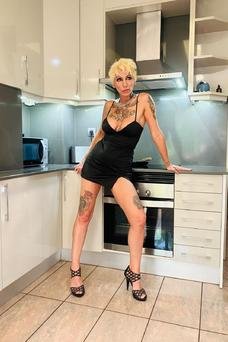 Esther, escorts en barcelona Española
