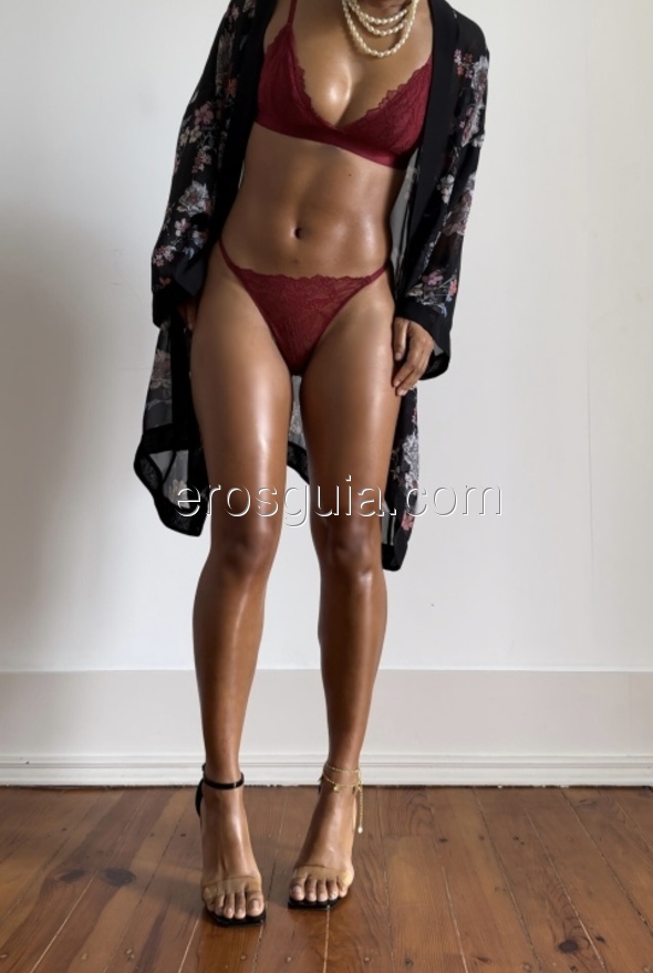 Julia, escort Madrid Portuguese
