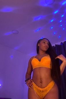 Canela, escorts barcelona Colombiana