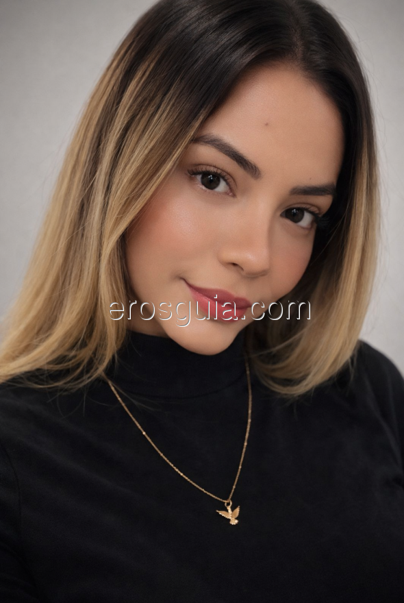 Yasmin , Brasileña