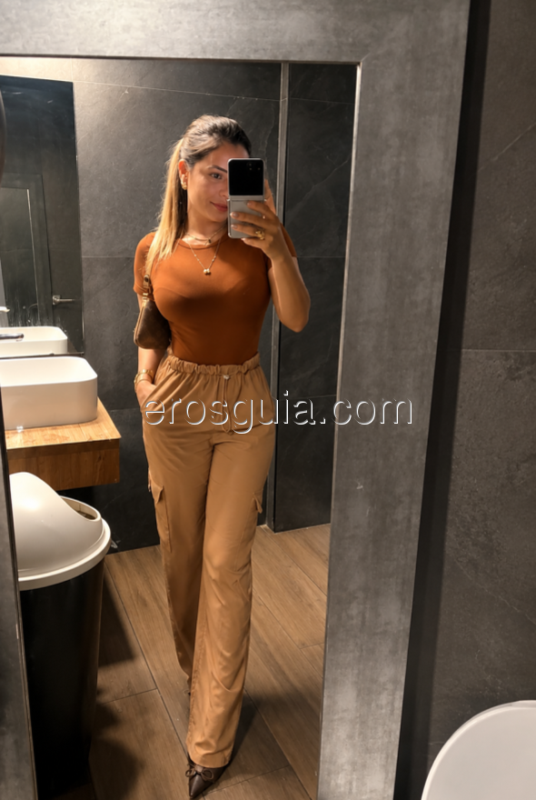 Yasmin , escort en barcelona Brasileña
