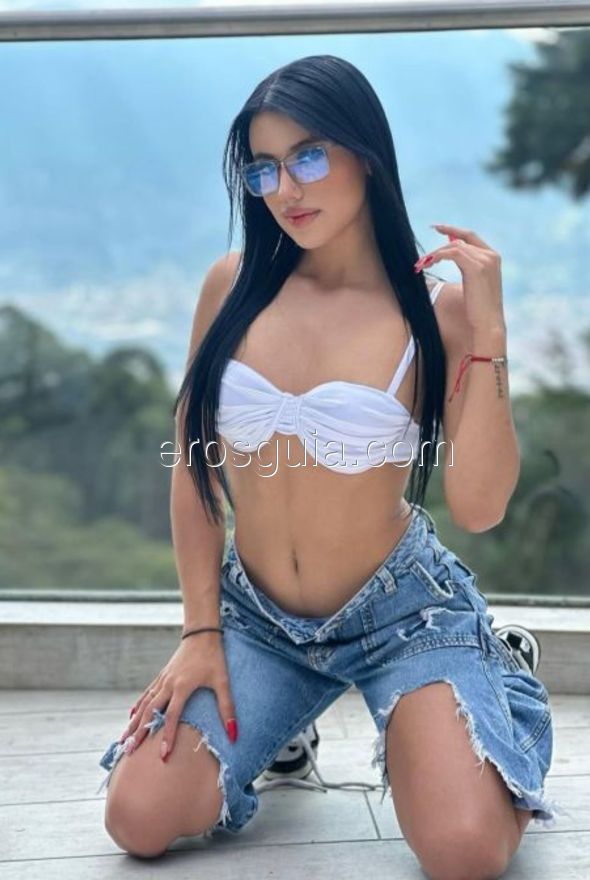 Pau, escort girl à Barcelone