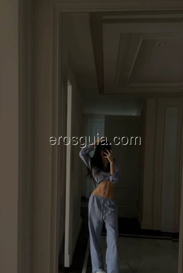 Yuriko, escort travesti Peruana