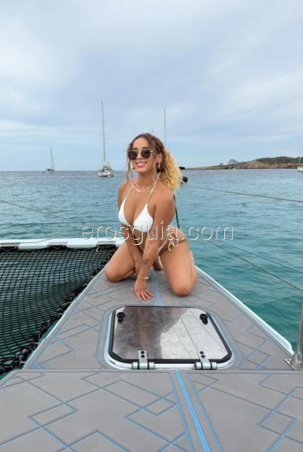 Barbie, escorte Barcelone Colombienne