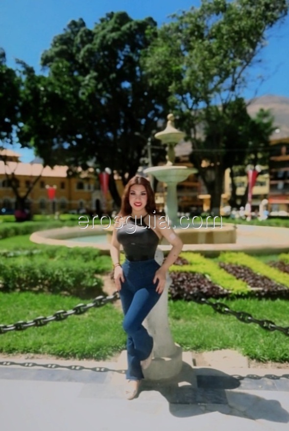 Stayci Versace, escort travesti Peruana