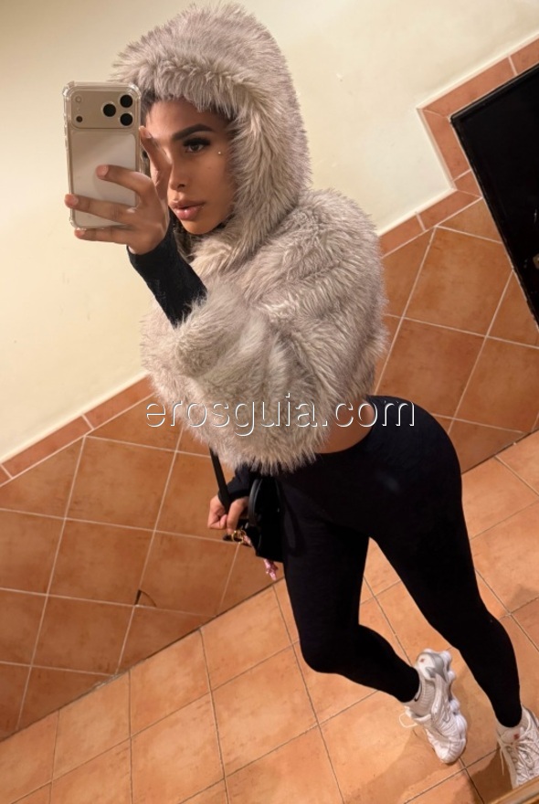 Kimii, trans madrid Colombiana