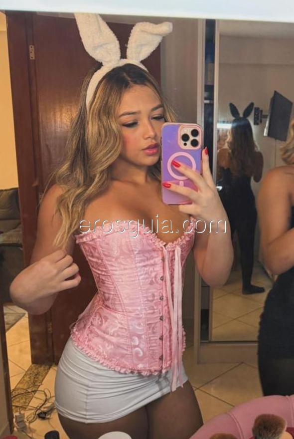 Mia, escort en madrid