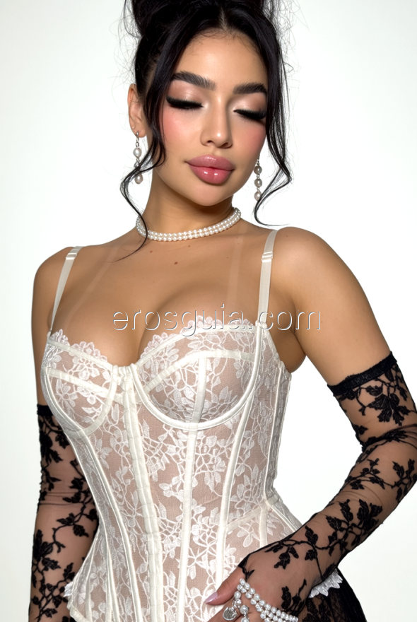 Madison, Barcelona escort Colombian