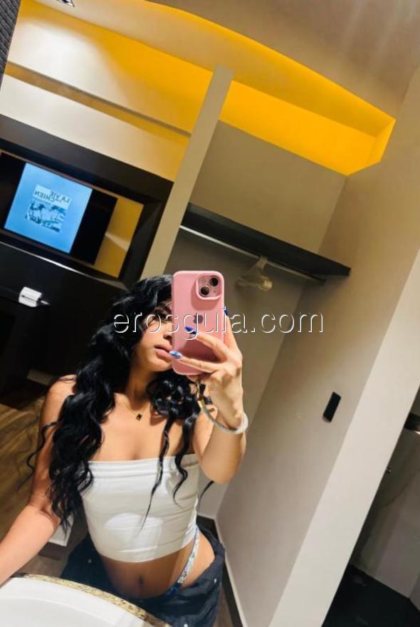 Andrea, escort girl à Barcelone