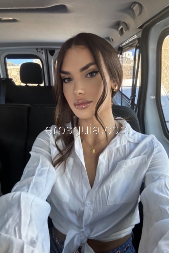 Clara, escort trans en barcelona