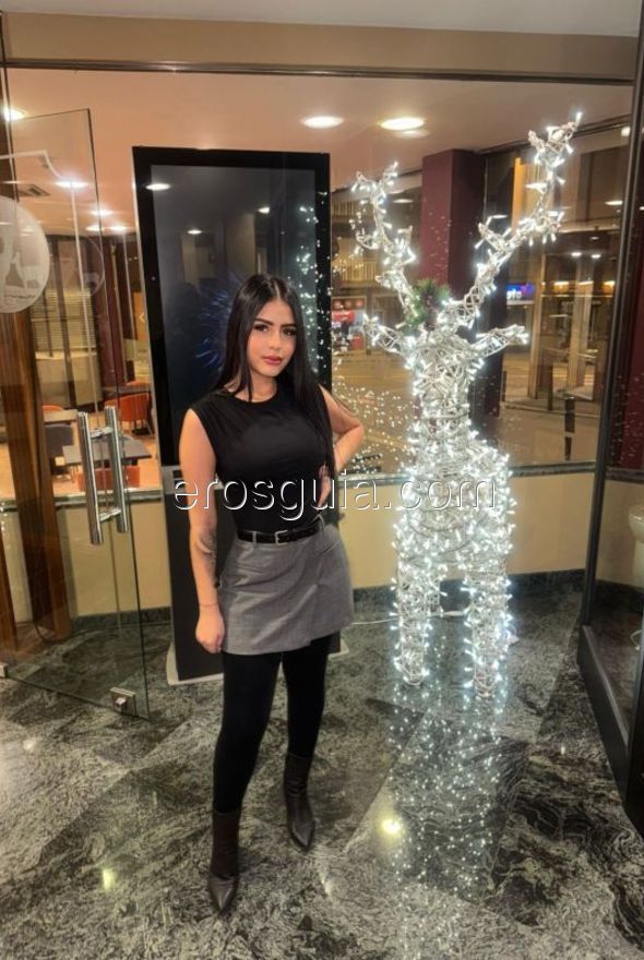 Britany, escort in barcelona Colombian
