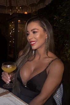 Karla , escorts en madrid Brasileña