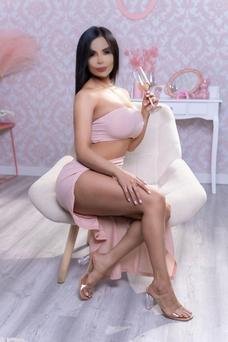 Emma, escorts barcelona Colombiana