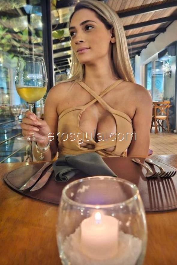 Bruna Almeida, escort en barcelona
