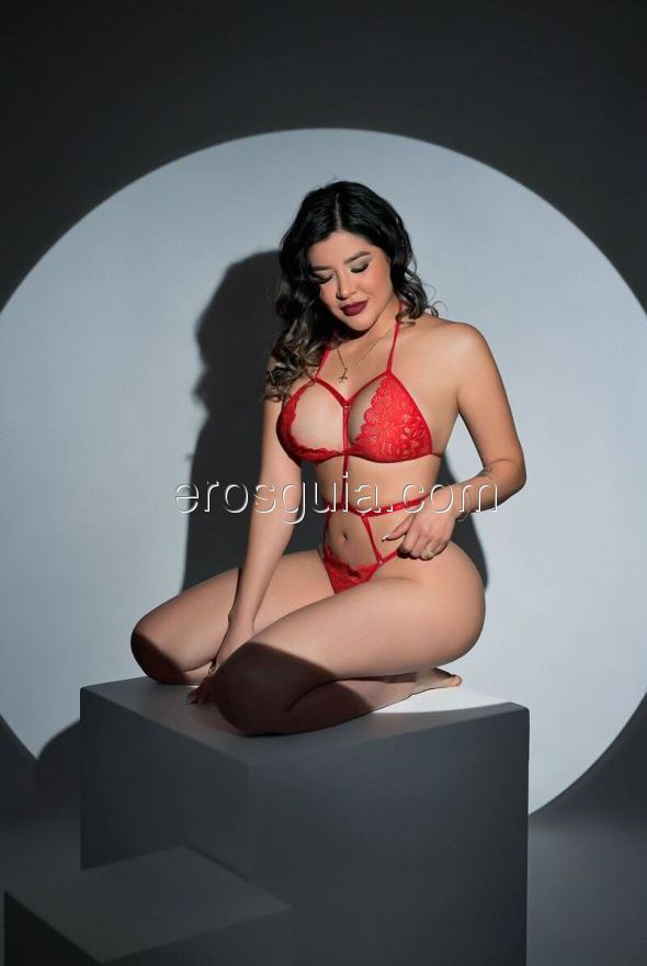 Kendra, escort girl à Espagne