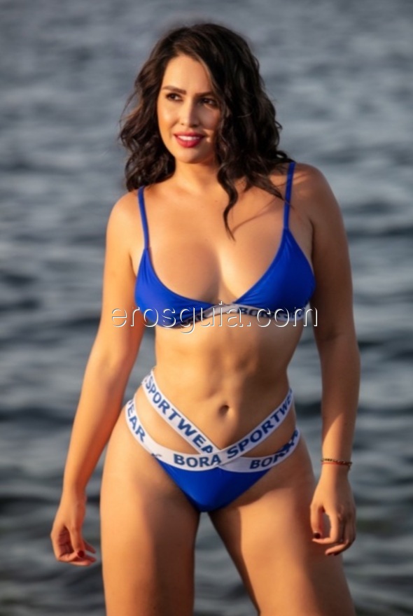 Ariana, escort barcelona Colombiana