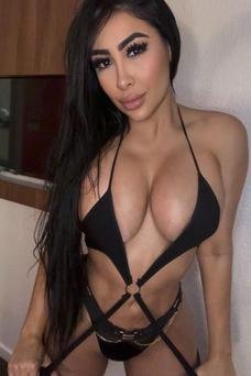 Mia, escorts barcelona Colombiana