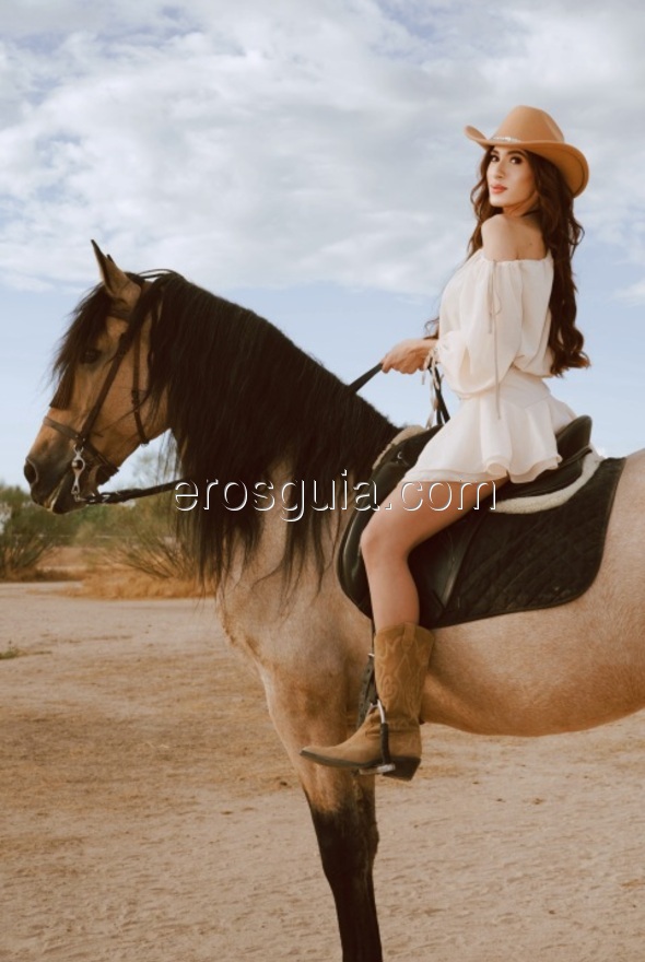 Julia, escort Madrid Brazilian