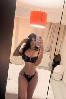 Emma, escorts barcelona Colombiana