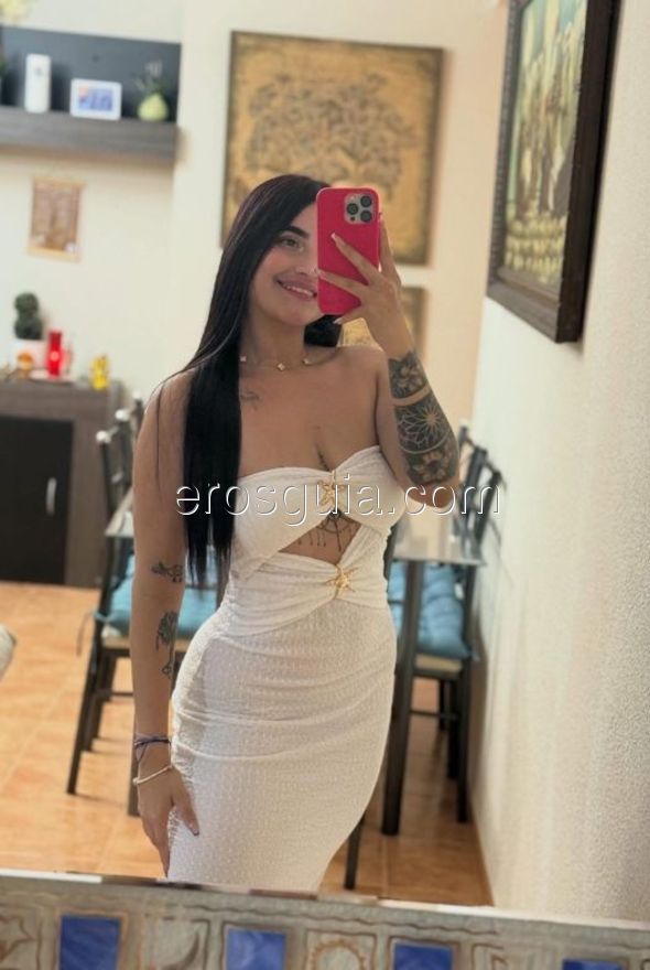 Anthonella , Colombiana