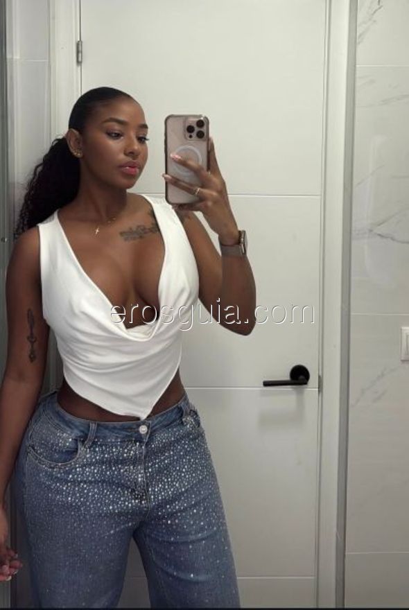 Canela, escort Marbella Colombian