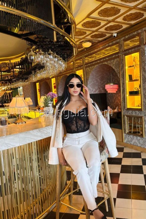 Katy, escort barcelona Colombiana