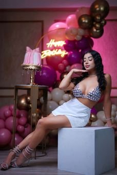 Katy, escorts barcelona Colombiana
