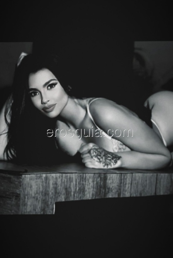 Samanta , Colombiana