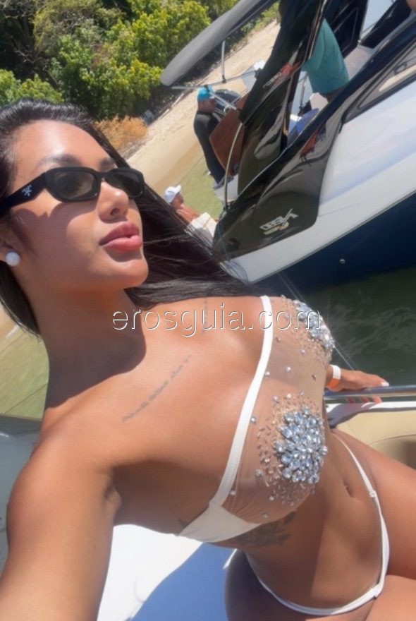 Camila Brasil , escort Madrid Brazilian