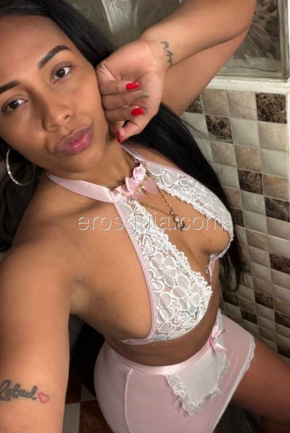 Fernanda , Colombian