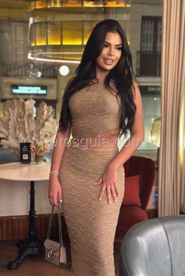 Monique, escorte Barcelone Brésilienne