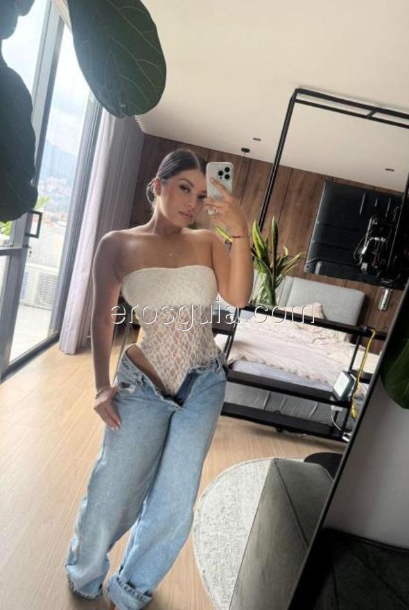 Andrea, escort en barcelona Colombiana
