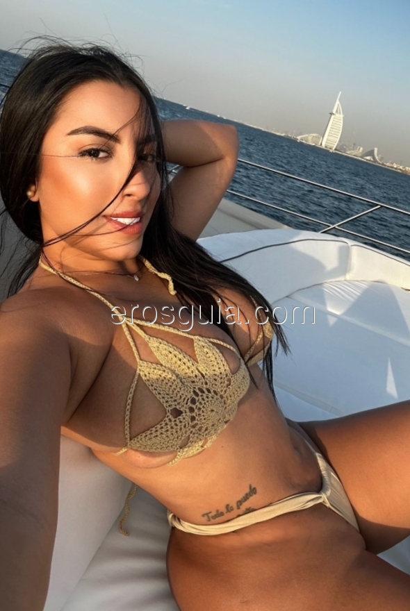 Yaki, escort en barcelona