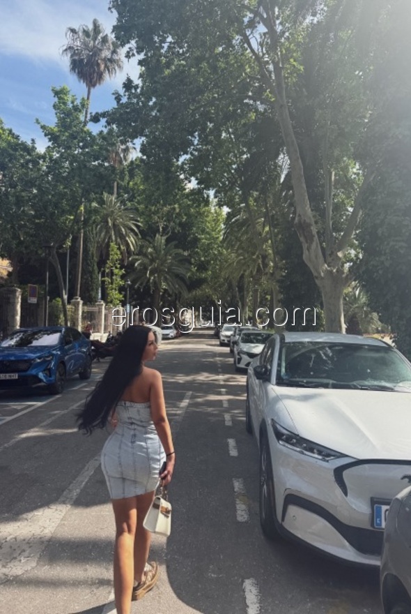 Reyna, escorte Marbella Italienne