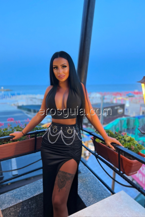 Reyna, Italienne