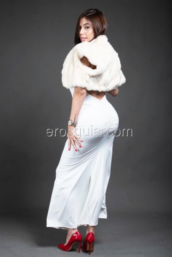 Marrí, escort girl à Marbella